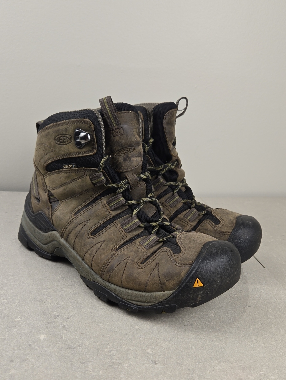 KEEN Gypsum Mid Waterproof Nubuck Leather Hiking Boots Gorpcore Trail Size 10.5